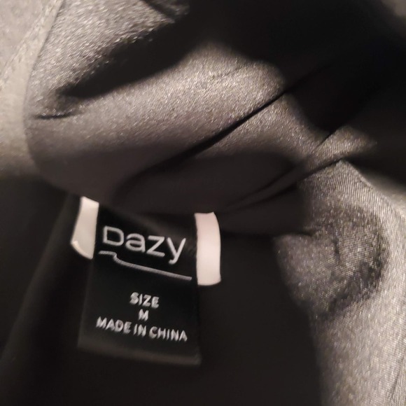 Dazy Sz S Skort Pleated Back Zip Black Mini Skirt (marked M runs small) - Picture 4 of 6